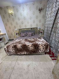 يتوفر غرفه من 7 قطع للبيع متواجد واتساب 480 قفل ومثل ما تشوفون الغرفة ...