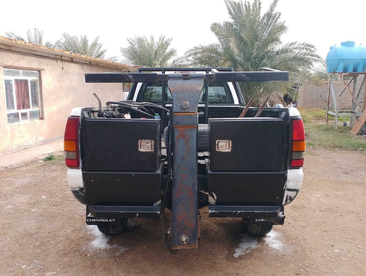 سلام عليكم سلفادور مزاد 2006سياره خير من الله تبريد شغال استفسار اتصل ***********
