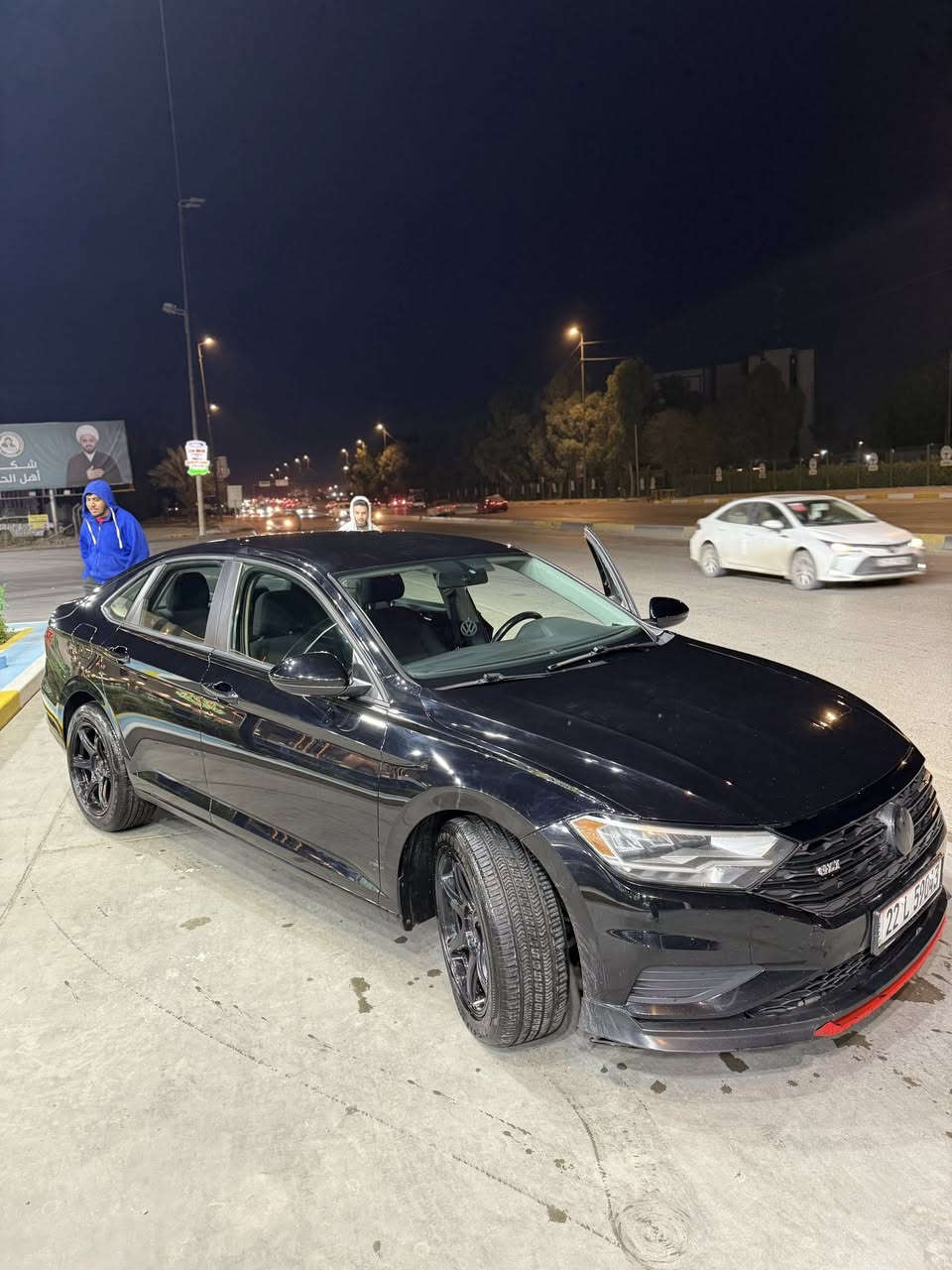 للبيع او المراوس فولكس واكن جيتها فئه s نص فول
السياره وارد كندي كلين تايتل
بيها ملاحضات بسيطه 
المشي 132 الف وقابله لزياده
السياره مابيها مصاريف
محرك 1.4 توربو 
السياره ع وضعيه الشركه
الـسياره نضيفه بمعنى الكلمه
سويج 
تدفئه كشنات
درايف مود
سبورت 
ايكو 
نورمال
كير 8نمر
للاستفسار ***********
السعر 160 وبيها مجال
مكان السياره بغداد الدوره آو الوزيريه
