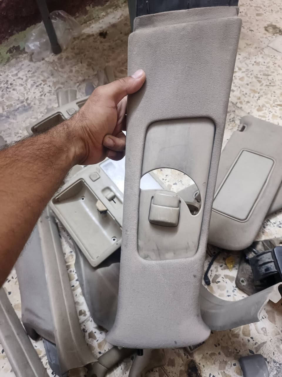 غراض ملكه لبيع
***********
