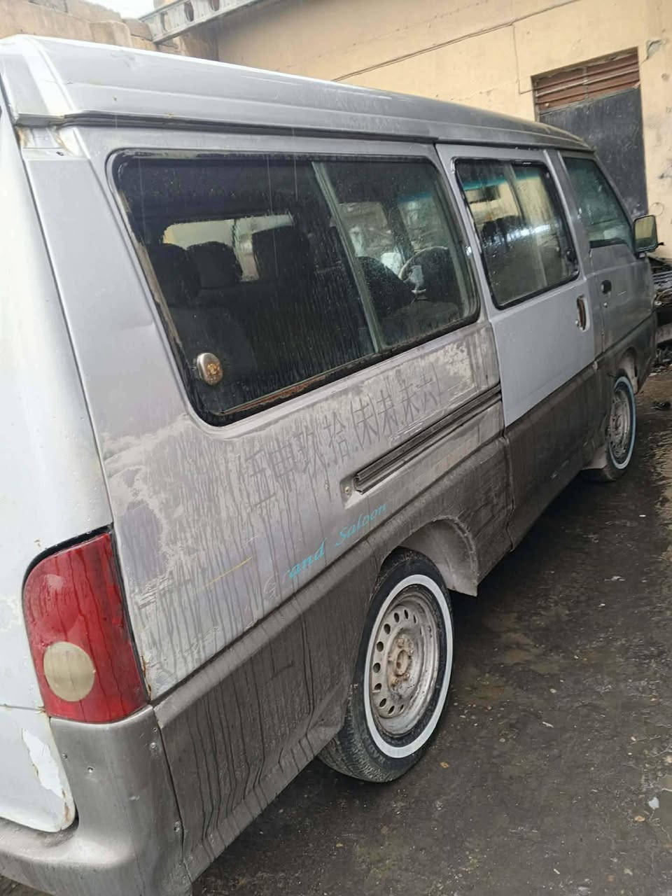 السلام عليكم
كيا هونداي للبيع موديل 96 سنويه 26 تنتهي بل 7 الرقم الشاصي بي اشويه خياس مكينه معمره جديد طخم تايه جديد داخل السيارة نظيف أبو الوكاله بل موصل السعر 30 التواصل على الرقم ***********
