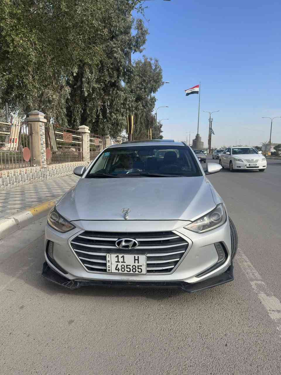 سلام عليكم 
للبيع او المراوس

النترا 2017 وارد أمريكي رقم بغداد بأسمي 
موصفات 1/1
بصمة 
فتحة 
تحكم كشنات كهرباء 
تدفئة اكشانة 
تبريد لمس 
السيارة مفولة مواصفات مناقصة شي وبأسمي 
 
الضررر : بنيد فقط 
المكان : الانبار -الرمادي 
السعر 135 وبيها مجال 
الاستفسار :***********
