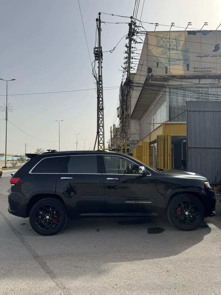 السلام عليكم
جيب كراند شيروكي لمتد 2015 محدثه سنويه 2019
محرك 6 سلندر
فول مواصفات بانوراما وايد بدي 
كت srt كامل
رقم قادسيه انكليزي هزه جديده
ماشيه 122 الف ميل
حادثهه بنيد وبيبان ثنين مبدلات نفس اللون
صور الحادث مرفقه مع المنشور
مكاني كربلاء
السعر 185 وبيهه مجال 

ملاحظه: مكلف ب نشر رقم صاحب السياره 

للتواصل : ***********
