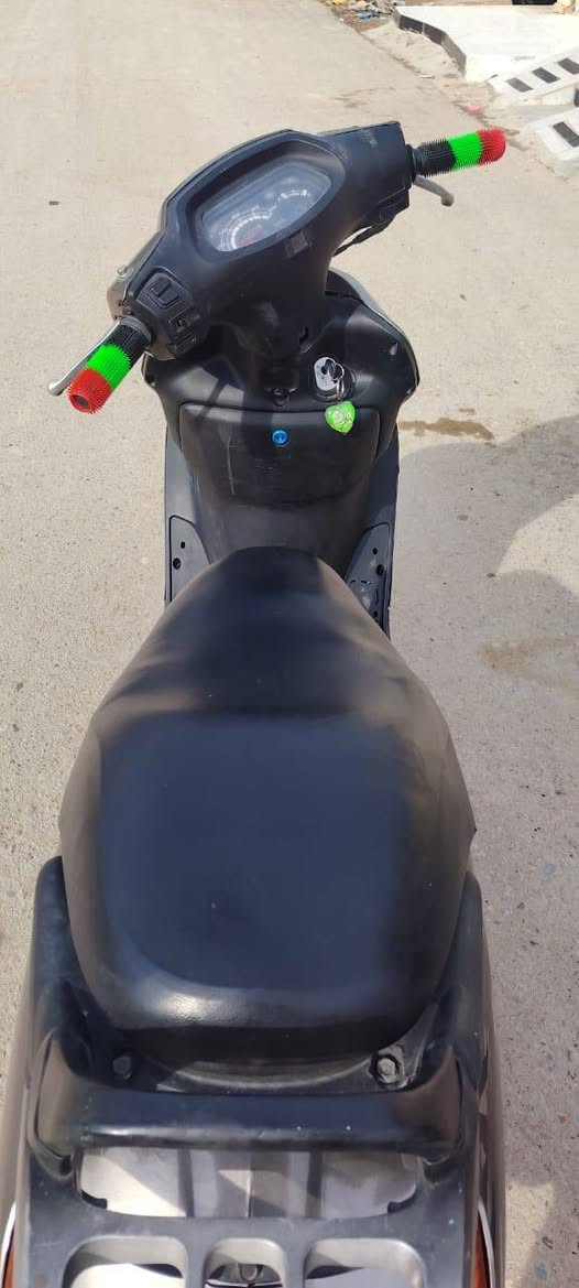 دراجه سبيي ياباني نضيفه مبدل ولفات اوراق سعر700وبيه مجال مكاني حي الحسين قرب رعايه*********** اتصل ودلل
