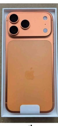 ايفون ١٧ برو ماكس ذاكره ٢٥٦جهاز جديد سيمكارت1  ولكترونيهZaكامل ملحقاته...