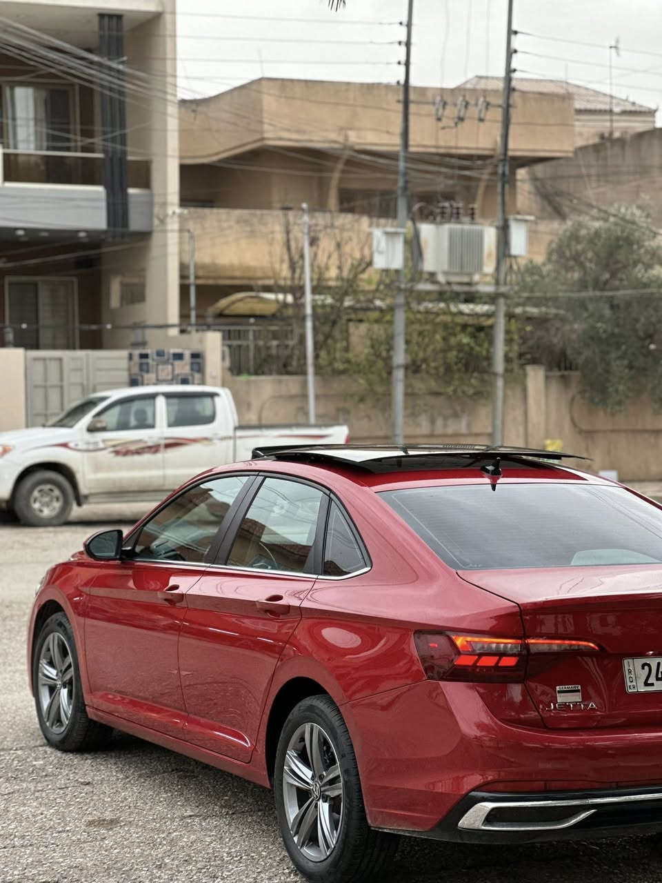 السلام عليكم
جيتا
موديل ٢٣ 
اللون الاحمر
سنويه جديد 
هزه جديد
شرط التحويل 
ماشيه ٢٦ الف ميل 
.
الضرر
الدعاميه الخلفيه بدون صبغ السياره بدون بارد 
شرط الفحص والسونار 
.
المواصفات 
فول واحد على واحد 
بانوراما 
كشنات جلد 
تدفئه كشنات 
عداد ديجتال 
هاند بريك بصمه 
نظام ايكو 
كروز سرعه 
تحديد مسار 
كشن كهرباء 
محرك ١٥ تيربو 
.
الموقع الموصل الجانب الأيسر 
لمعرفه السعر الاتصال على الرقم 
***********
