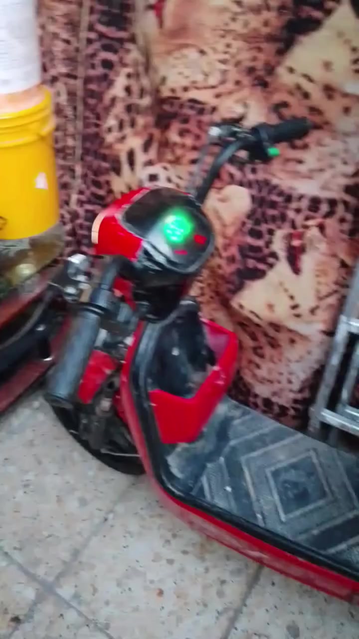 سلام عليكم دراجة شحن البيع 2025 بصمتين وسويجين تايرات جدد بطاريات جدد دراجة مناقصهة شي خير من اللة شاحنة الصلية مالتهة دراجة تشغيل عن بعد انذار وحساسات سعر 175 وبيهة مجال العنوان بغداد الشعب شارع الصحة


**إذا كنت صاحب هذا الإعلان وتريد حذفه لأي سبب، رجاءا أرسل رسالة إلى الدعم الفني**