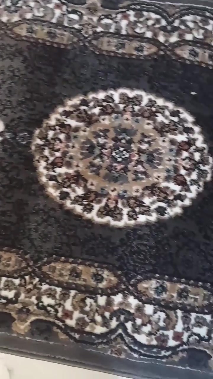 السلام عليكم زوالي عدد اربعه اثنين طولهن 4متر واثنين 3متر جدد فرشتهن بس يومين الله شاهد


**إذا كنت صاحب هذا الإعلان وتريد حذفه لأي سبب، رجاءا أرسل رسالة إلى الدعم الفني**
