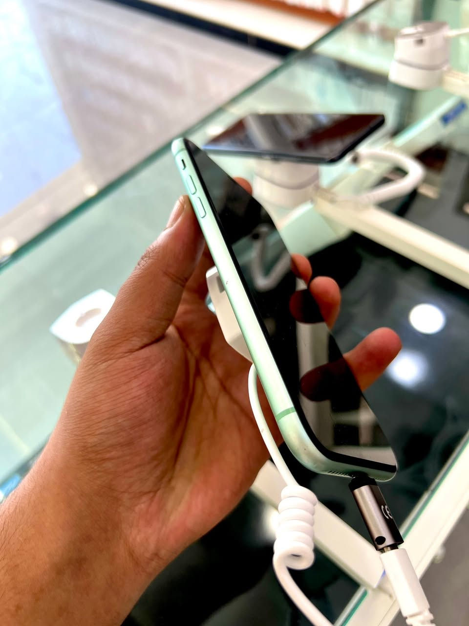 iPhone 11 سعة 128GB 📱

الجهاز نظيف وممفتوح وممبدل بي أي شيء، على وضعه الأصلي ✅
🔋 صحة البطارية 77%

للاستفسار:
📞 ***********
