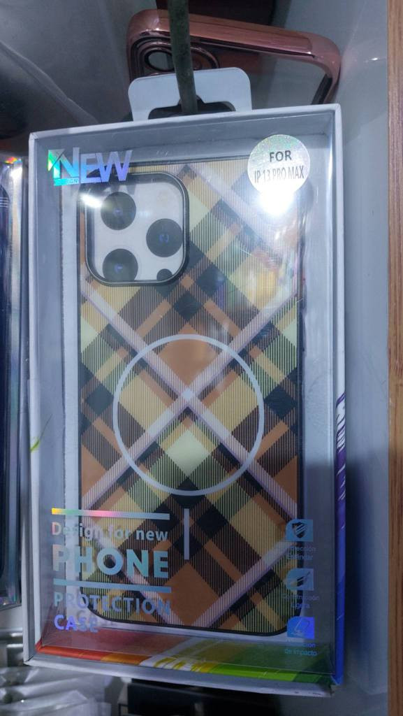 شلعه حافظات الموبايل اكثر 750 قطعه ايتمات اجهزة قديمه وجديدة نسائي ورجالي السعر300 الف وبيهن مجال
لعنوان ابو رمانه عمارة, ميسان


**إذا كنت صاحب هذا الإعلان وتريد حذفه لأي سبب، رجاءا أرسل رسالة إلى الدعم الفني**