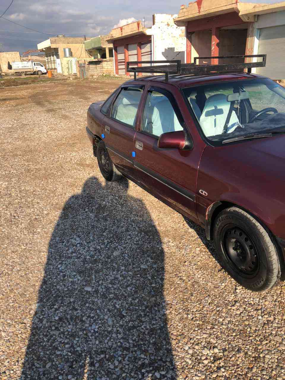 فكتره موديل 91 كير عادي بشرط محرك 20 بشرط بس بيه شويه صرف سياره ستم تبريد سياره نضيف تخم تايات جديد تخم سيارة  جديد كل شيء بيه جديد رقم سنويه جديد  2030/اني شرعي شرط تحويل مع كوبون بانزين /سعر اتصال عل رقم ***********
