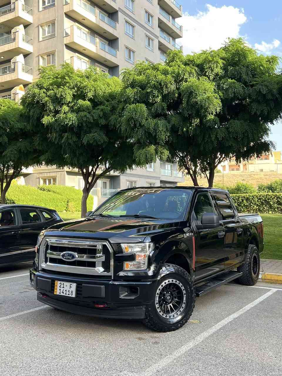 Ford f 150 xlt
فۆرد F150
مودێل 2017
مواسه فات XLT
مه كينه  5.0 V8 
2 پارچەی بۆیاخە و 2 پارچەی کلێرە 
پێش و پشتی کەپسە ئێرباگ تەنها یەک شان تەقیوە
4 ویلی لۆک و تایەی BF ی ئەمریکی لە ژێرە 
پێش و دوای تازە داگیراوە هەموو گیانی بە شەرت
بوۆدى كورت ده رگا گه وره مه رغوب  
کۆدی سەر دەرگا تەحەکوماتی سەرسوکان
سەنەوی تا 2030 تازەیە بە ناو خۆمە  
***********
178 مەجالێ کەم
