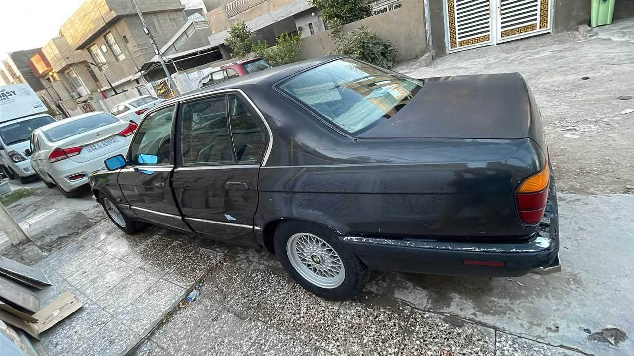 السلام عليكم بيع مستعجل 

للبيع 730 
موديل 93
v8 اصل 
السعر 37

مكاني بغداد البياع 
الاستفسار واتساب 
***********
