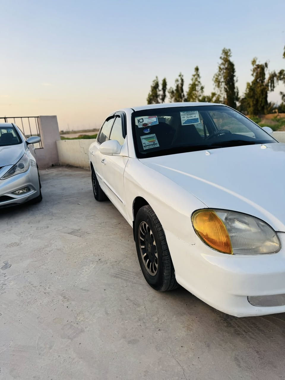 السلام عليكم 
سوناتا منغولي موديل 2000 
مكينه كير مكفولات مابيها نقص جاهزه 
رقم ديالي الدولي تحويل ثاني يوم 
صبغ عام جماليه بدون ضربه سعر 30بيه مجال بسيط
مكاني ديالى الغالبيه 
استفسار ***********
