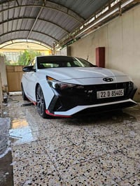 إلانترا N • ٣٣٠٠٠ كم • ضربة خلفية