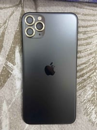 ايفون ١١ برو ماكس • بطارية ٧٨٪ • دبل سيم