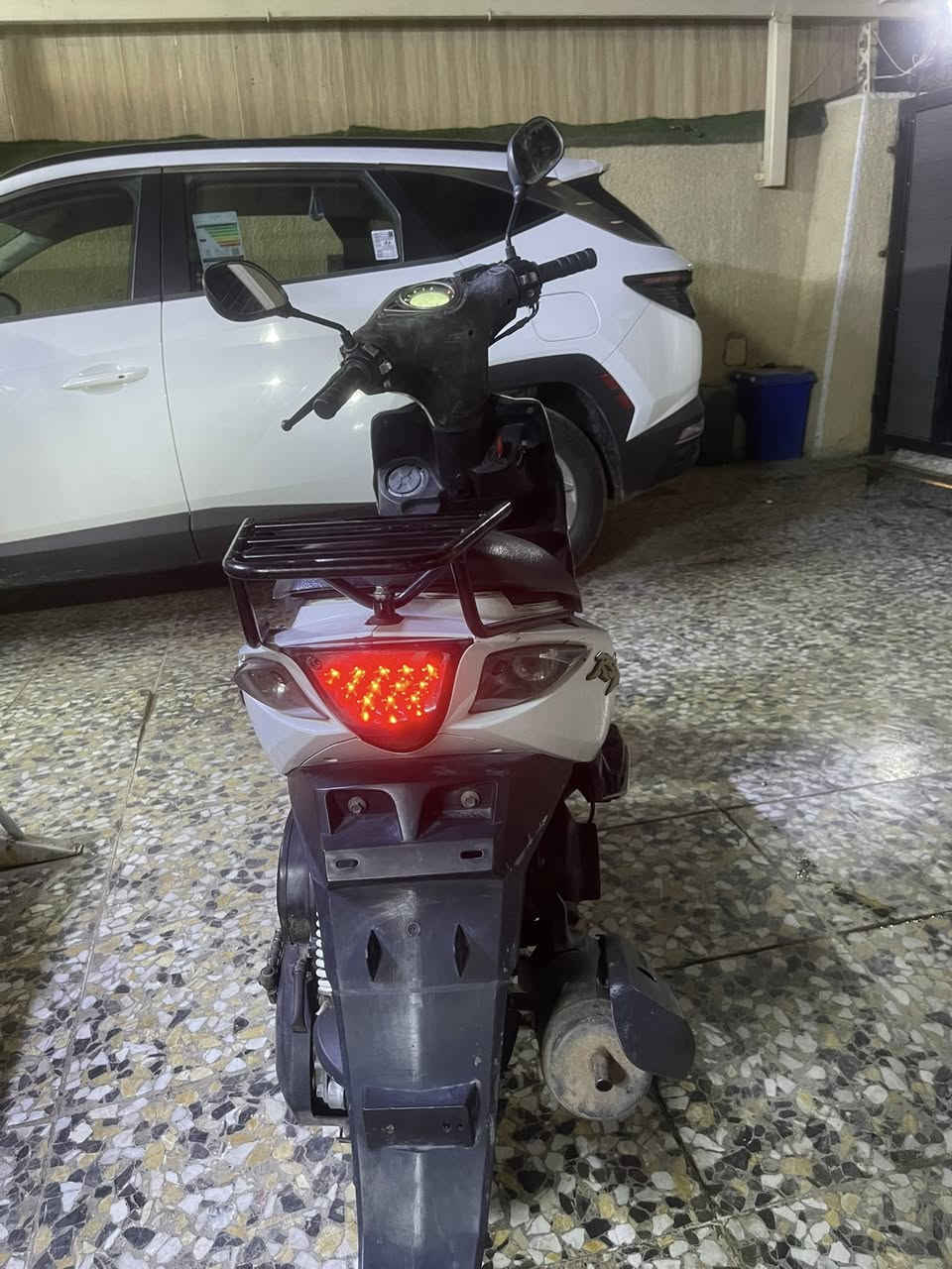 ماكس مضلع نوزل خطين بلاديه كلهه ختم واحد جاهزه مابيه نقص سعره ٣٧٥
مكان العبيدي
‭٠٧٧٦ ٥٢٠ ٧٧١٠‬
