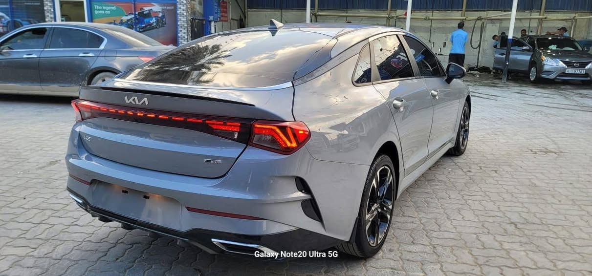 السلام عليكم للبيع ك فايف 24جي تي لاين دخول جديدمحرك تيربو شهداء مثنى جاهزة للاخير صورالحادث مع المنشور تبديل قطعه وحده فقط السعر ١٦٥ للاستفسار ***********
