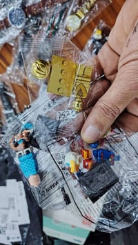 ١٤٦ قطعة • شخصيات مشهورة • تتركب