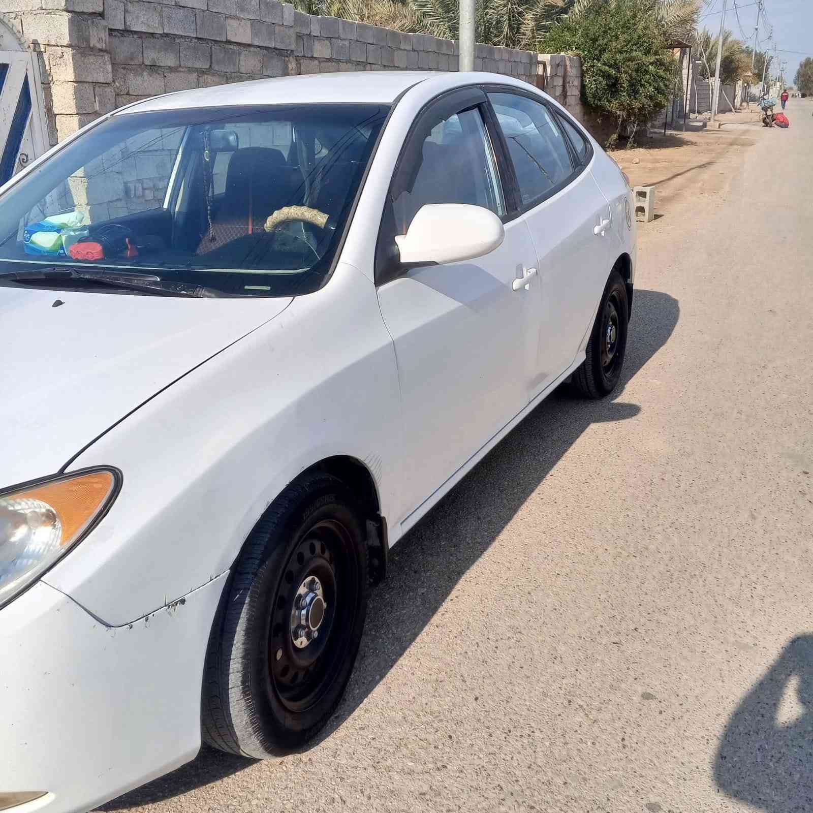 السلام عليكم انتره مقدسه موديل 2010البيع السياره بيها ست قطع صبغ ابيع حزام مكينه وكير خير من الله و بيها تخم تاير والسعر 85 ورقه قفل  مابيها اي مجال قفل هذه السعر والي يحب لا يكسر بسعرها وهاذا رقمي ***********
