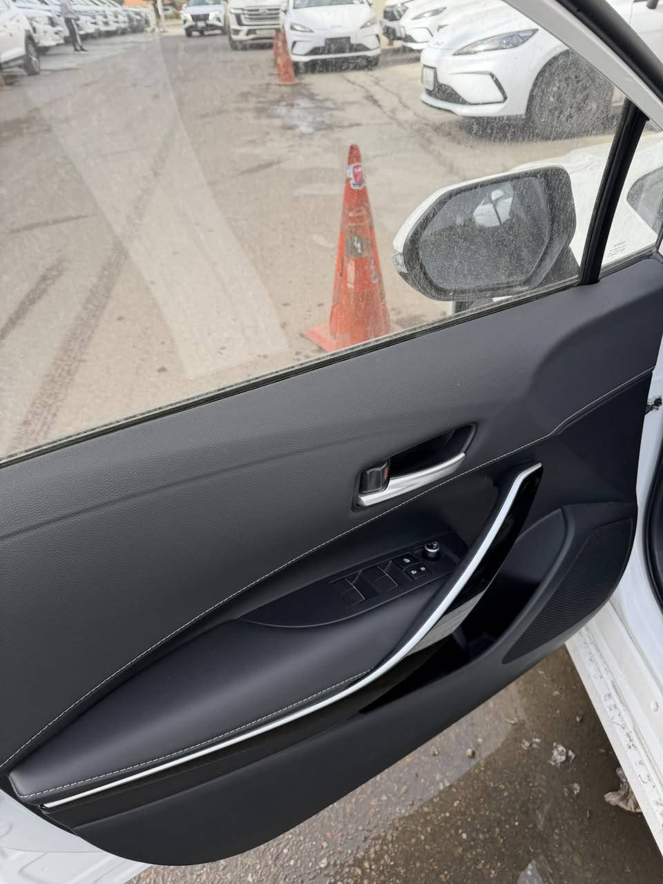 متابعيني العورض اليوم فول
وصول سيارات كورلا شكل الخليجي هايبرد زيرو مرقم كامل لوحه وسنويه جاهز
 انتباة ‼️‼️‼️ابلاش ابلاش‼️‼️‼️

السعر 🔥🔥🔥 ٢٤ و٥٠٠مرقم بغداد لوحه وسنويه
معرض القمه التجاره
🚨صافي بدون دلالية🚨
💯💯💯💯💯💯💯💯
مواصفات
سلايت
تبريد قطعتين
بصمة دخول ذكي
تحديد مسار
قطعتين تبريد
رادار
علامة السودة HEV
كشنات جلد
بلوجكتر

مثبت سرعة

📍بغداد البياع معرض القمة المدخل الرئيسي جهة صناعه البياع مجاور شركة جاك

☎️الاستفسار
***********📞

شكراً لختياركم معرض القمة🌷🌷
