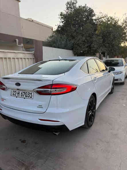 ***********
فورد فيوجن موديل 2019
محرك توربو 1.5 
بصمة 
شاشة كبيرة
شاشات داخل دشبول
حساسات خلفيه و كاميرا دوارة
داخل لونين جلد وكنتارة بلادي 
كشنات كهربائي 
تحكمات ستيرن 
رادار امامي و جانبي و نقطة عمياء
تحديد مسار و توقف ذاتي
كار بلي
اوتو استوب 
نظام سرعة كير سبورت بريك ئوتو 
لايت اوتو 
ليد نهاري و بلاجكتور
تحكم جامات من بعد
تبريد خلفي
گير و محرك و كهرباء كلها شرط 
الوسائد الهوائية للسيارة كلها سليمة
ماشي  83 الف ميل
تخم ويل black hop 
ضرر السيارة بس دعاميات وكم مكان بارد
السعر 143 وبيها مجال بسيط
*********** موصل
