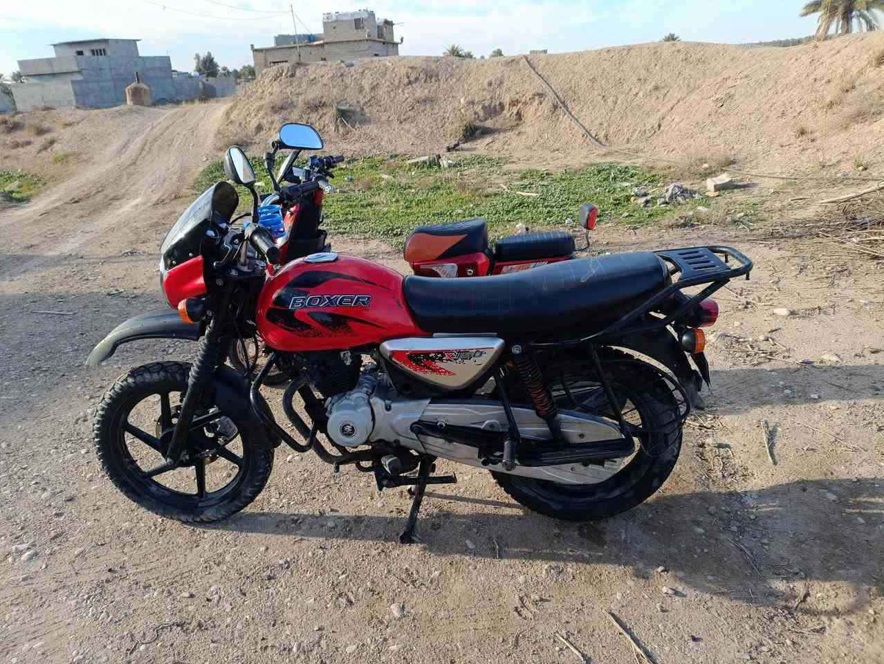 بوكسر جبلي موديل 21 محرك(150cc) رقم انكليزي بغداد وبأسمي تحويل ثاني السعر 1850 مكاني ديالى المقدادية 
(***********) أتصال أو واتساب
