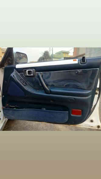 اسلام عليكم سيدان البيع موديل 1990 السياره صباغ حزام شرط جماليه طخم تايرت طخم امامي السباره رغم انكليزي  هزه جديده  اني الشرعي دخل نضيف  مكن الموصل الايمن  السعر 45بيه مجال اتصل على الرقم ***********/***********
