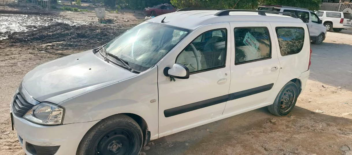 السلام عليكم
اخوان سياره رينوموديل 12سياره مكفوله كفاله عامه ماعده طخه علباردبجاملغ الامامي
سياره خيرمن الله جديده وممتعوبه وجاهزه من مكينه وكيروحداديه وتبريد سياره جاهزه ومال جناي وممشتغله عله خط ابد سياره مخليها بس للبيت
وراعيها يريد مداور ورقمهامثنى 
وسعرها73وبيهامجال حق الجيه
وهاذه رقمي ***********

غيرمتواجدعلفيس
