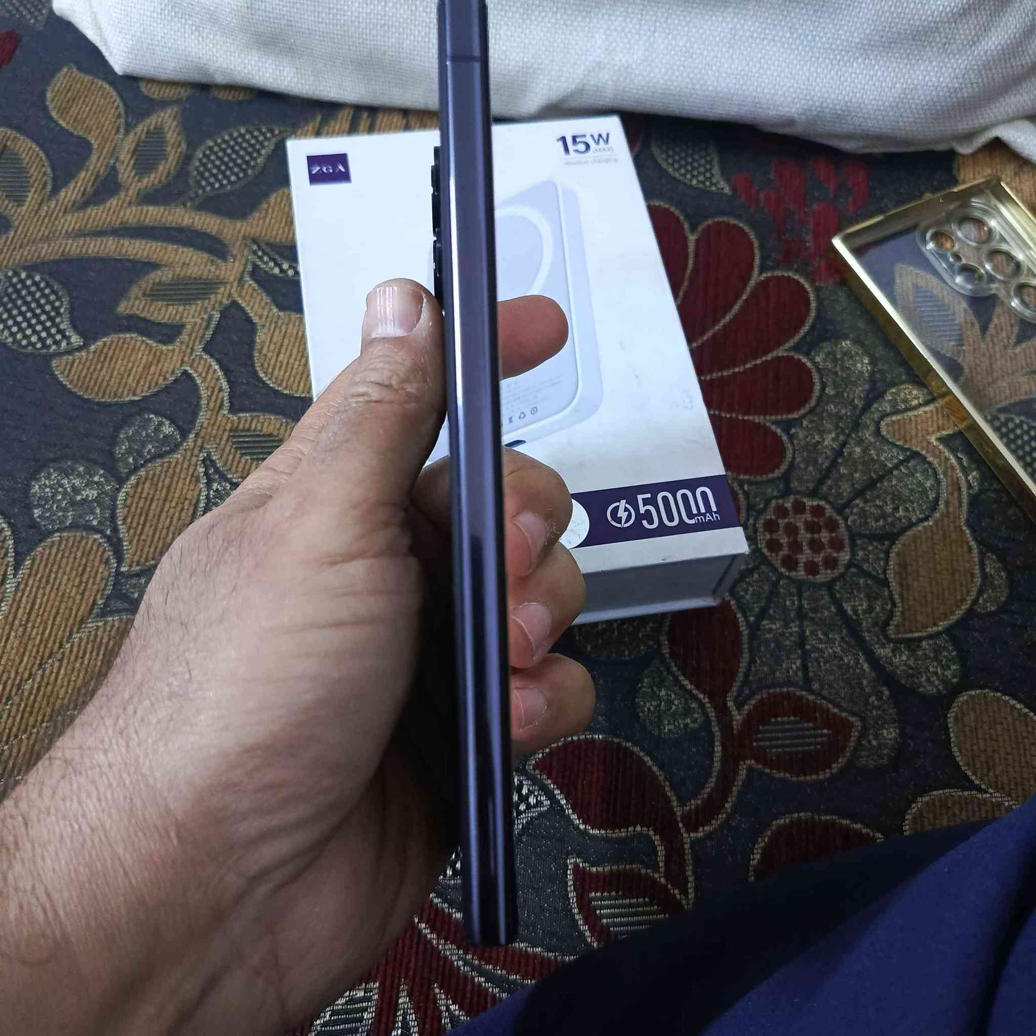 السلام عليكم للبيع سامسونج اس ٢٣ الترا شرق اوسط دبل شريحه ذاكره ٢٥٦ مكاني بغداد مبدل شاشه نوعيه جيده حتى بصمه تشتغل السعر ٥٠٠ مال بيع اخوان الاتصال *********** بغداد, العراق
