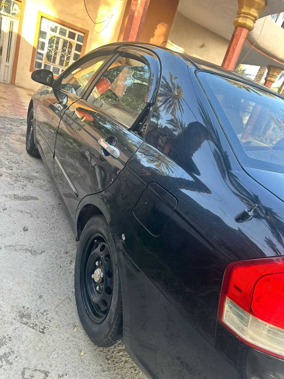 سلام عليكم للبيع سبكتره ٢٠٠٨ جاهزه محركً وكير مكفولات تبريد ثلج حداديه جديده تخم تاير ما ناقصه أي شي  مكان كربلاء الحسينيه هاتف *********** السعر ٨٨ وبيه مجال قليل
