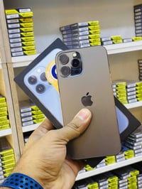 آيفون ١٣ برو ماكس • مكفول شرق اوسط • نضافه 100%