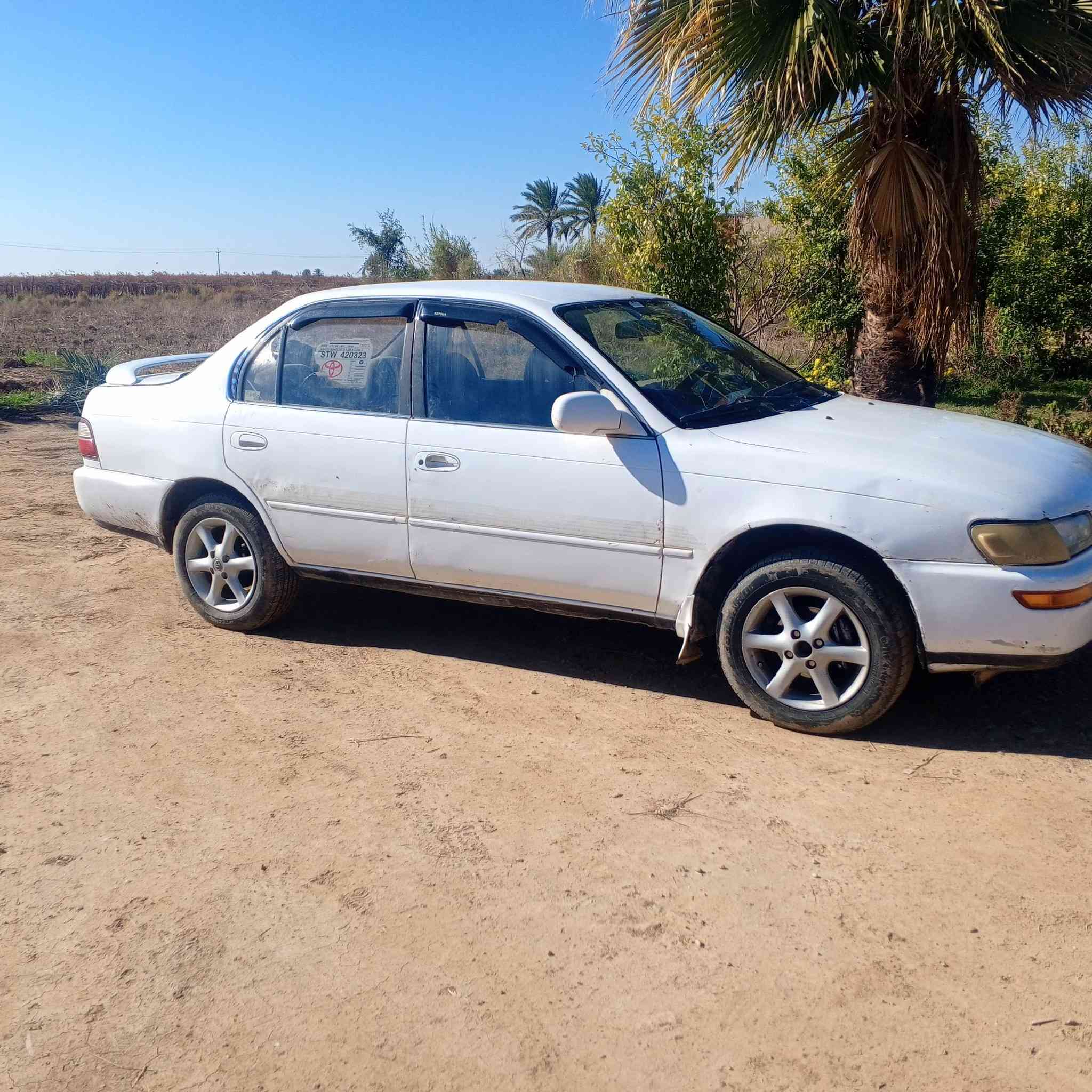 السلام عليكم ورحمة وبركاته 
سيارة كورلا للبيع موديل ٩٤
السعر ٥٠ ورقة
رقم بغداد 
المكان صلاح الدين قضاء الدجيل 
تبريد شغال 
كير ومحرك مكفول 
تخم تاير ويل كب 
رقم الهاتف 
‏‪***********‬‏
