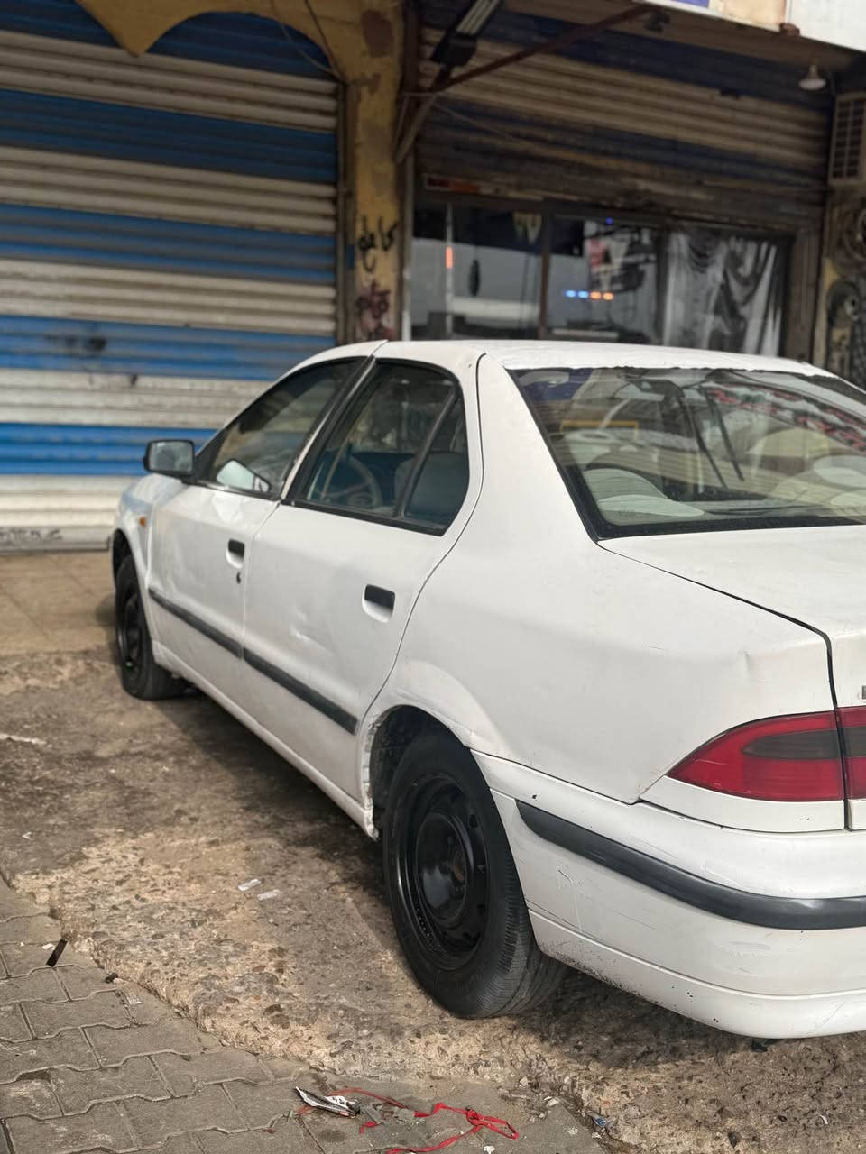 السلام عليكم سمند للبيع مديل 2012 بدي شوف لعين بدون ضربه مكينه وكير جدد هسه مشدود تبريد ثلج اي نقص مابيها تخم تاير راعيها يريد مداور  عنواني بصره جمعيات *********** البصرة, العراق
