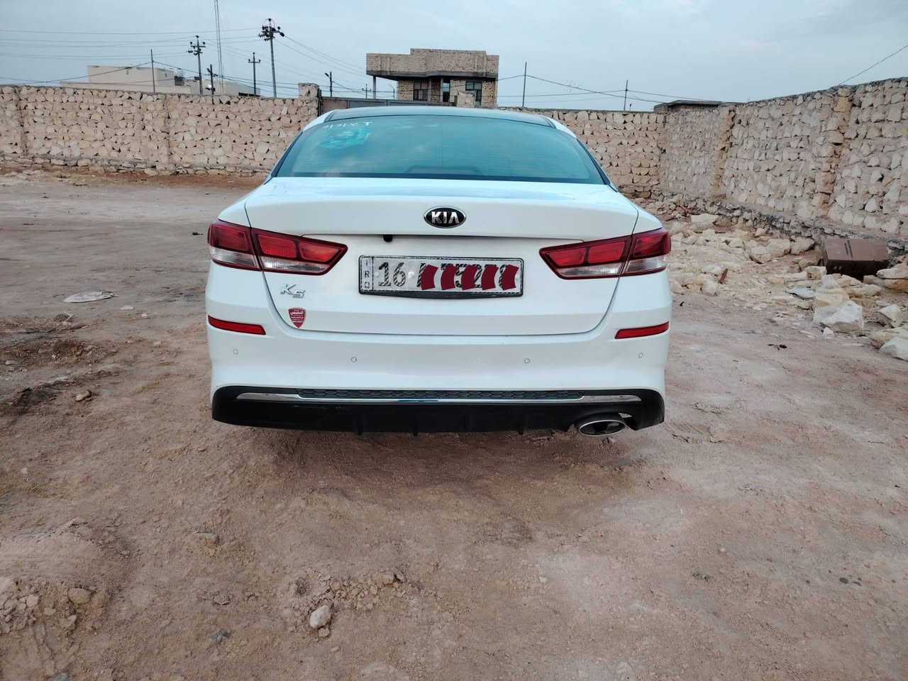 السلام عليكم. كيا اوبتيما 2022. غاز بلادي.  رقم قادسيه. انكليزي.
مواصفات  رادار. امامي خلفي.  وجانبي.  سايد  بريك  بصمه    ماشيه 100 الف اصل.  
  ظرر.  ربع جاملغ فقط صبغ بدون ايرباك.   
 مكانها ديوانيه المركز.  
 السعر 177 وبي مجال حك الجيه ‏‪***********‬‏
