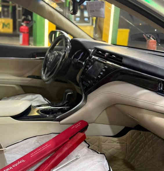 تۆیۆتا کامری2020  مواسەفات gle
خلیجی سفری شەریکە ظمان جیهان
سەیارەکە تەنها یەک pdr بجوکی هەیە زۆر جوان ماوەتەوە  سفرە سەیارەکە هیج نیە بۆیاخ و شوخت و تەرزە 
سەیارەکە دوو بەسمە شەریکەی لەگەلە  مواسەفات (، سڵایت ،.شەغاڵ ،پەردە،.کامیرە دواوە ،.  حەساس دواوە پیشەوە ،.بەسمە ،.سیسمی کلیل زیرەک،.کوشن ‎کارەبای،.دیارکردنی خێرەی،.لایتی زینۆن دەبل ،.بارگاویکردنی ،.موبایل شاحن کرەوە ،.پاتیری ،.سیستمی دەنگی موکەبرە،.،. شاشە ،. ، ناو زەرد،،، ،.eco  ,.بلوتوس ، ،

سعر لە کۆمێنت داوابکە ڕاستەخۆ بۆت دیت 📩 

سەیارەکە سفرە هەموو گیانی بەشەرت مەکینە و گێر ناکراوەتەوە  

ژمارەی خاوەنی 
***********
***********
