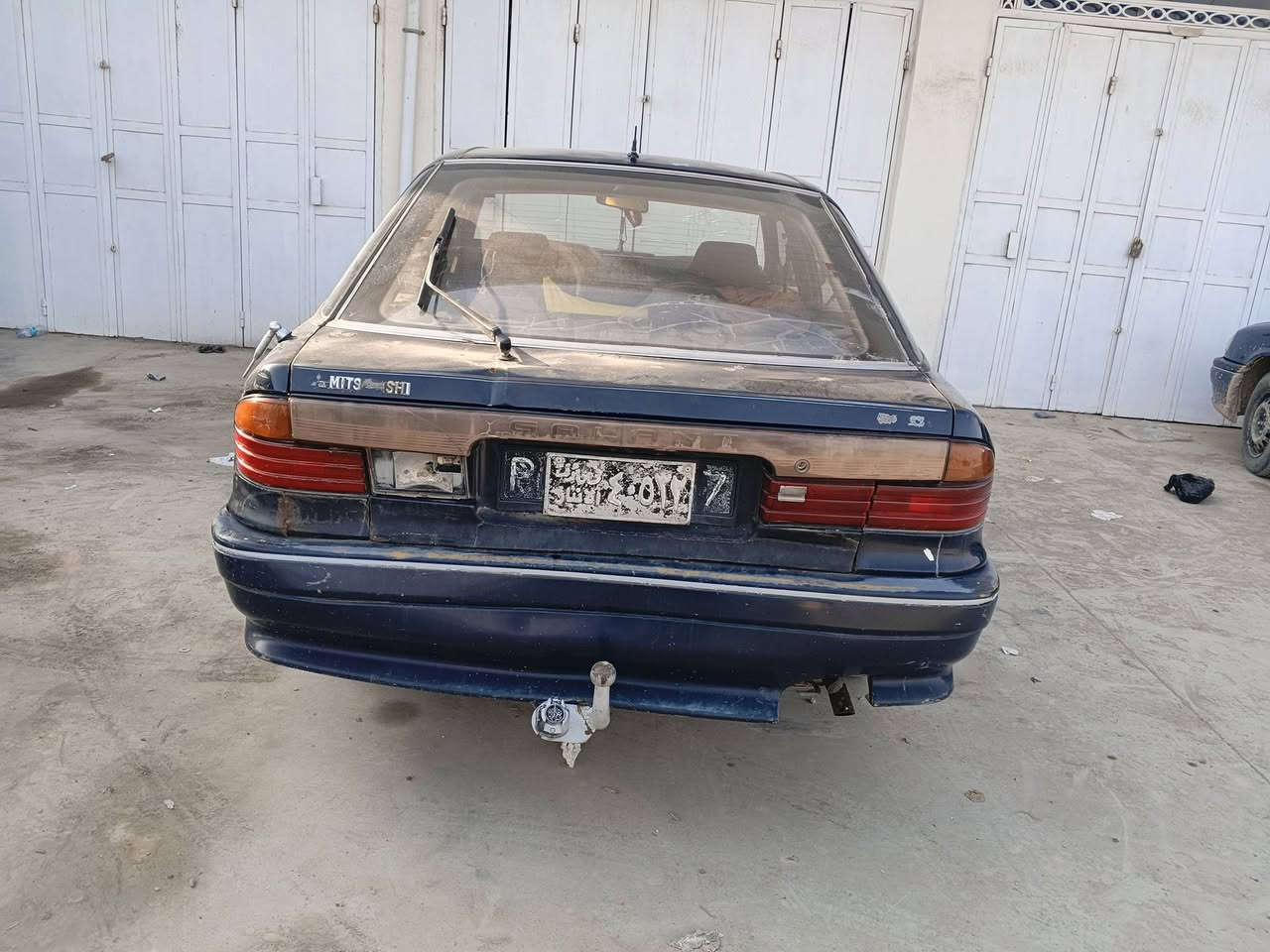 للبيع السعر 12ورقه وبيها مجال مدفوع كمركها ***********
