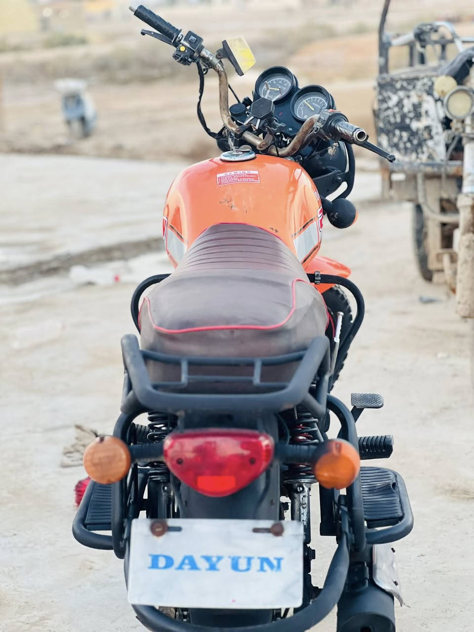 سلام عليكم دراجة داي ون فحل  شرط لا تنقيص ولا تبخر شلعه ومعدل فول؟ملاحظه دراجه وراقه ضاعن عندي كفلك عشاير مودليل 23جاهزه ع اخر حبايه كهربائيات كله شغاله سعره 900وبيه مجال الطيبن مكاني ناصريه قلعه سكر ***********😍
