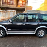 سبورتج • ٢٠٠١ • باسمي