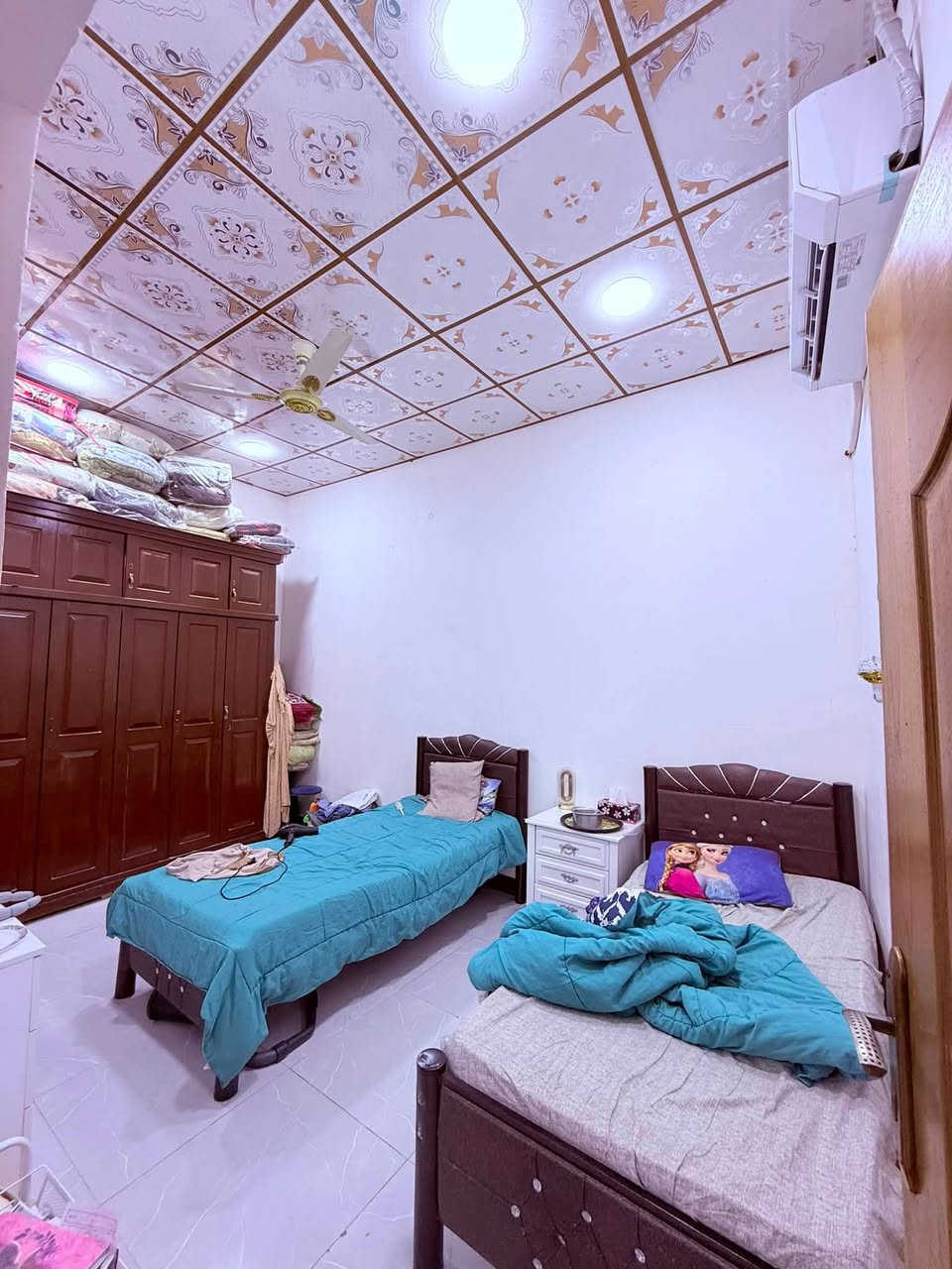 دار سكن #للبيع 🏠
ملك صرف زراعي عراقي نموذج 25
.
#المساحة :: 100م / 
البناء حديث وشغل مرتب وسعر مناسب 
#السعر62 مليون قابل للتفاوض
📍 ابي الخصيب - البهادريه
#يحتوي :: طارمة . استقبال . صحيات خارجية .
صالة واسعة . غرفتين منام . صحيات داخلية .
مطبخ . منور خدمات .
#للإستفسار ::*********** سجاد المالكي
