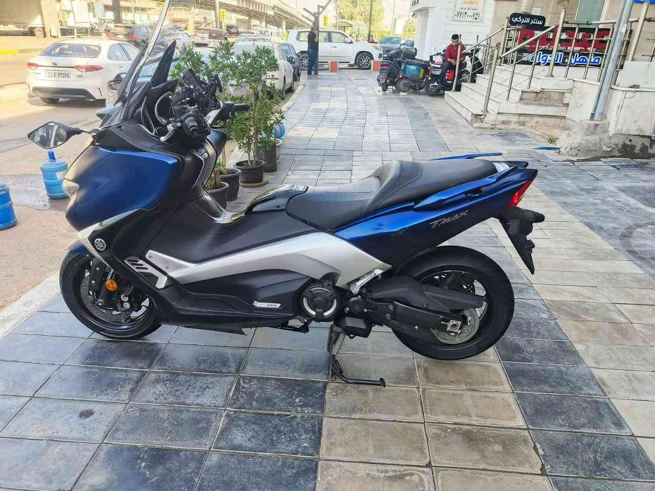 السلام عليكم
للبيع فقط. TMAX DX 2019
الدراجه مال حاويه قبل ٩ أشهر مشتريها
شدلها تخم تاير ابو الجدحه 400$
مكان الدراجه ساحة بيروت
***********
