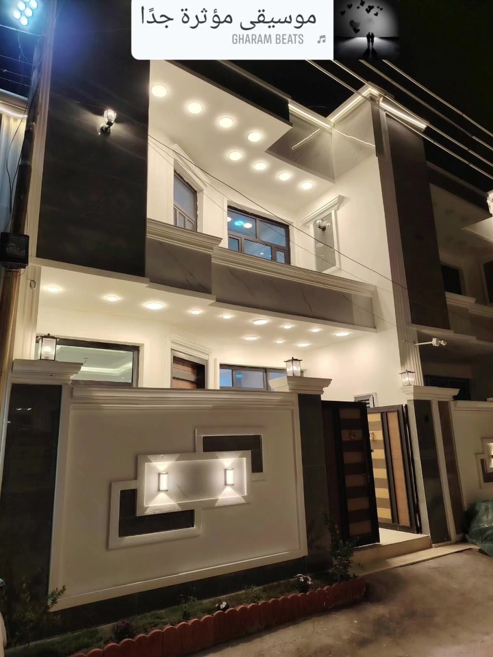 سلام عليكم بيت للبيع مساحه 100متر واجهه 6وربع نزال 16 قرار قاضي يحتوي ع مدخلين ستقبال ومطبخ3غرف نوم وخدمات 2 بيت زيروو تنازل من شركه مباشر بسمي العنوان دوره مدخل البعيثه مجمع سلطان 3 فرع مفتوح  قريب عن شارع العام فرع قصير عرض شارع 8متر بدون دلاليه مباشر من صاحب الدار الاستفسار الاتصال ع *********** متواجد ع واتساب مازنجر السعر 137بي مجال للطيبين
