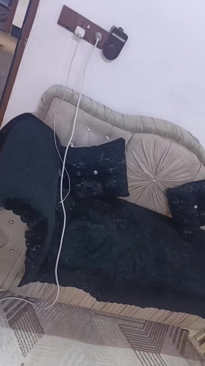 ديوان مع البرده الكوشات المفراش مالالطخم الميز 225


**إذا كنت صاحب هذا الإعلان وتريد حذفه لأي سبب، رجاءا أرسل رسالة إلى الدعم الفني**