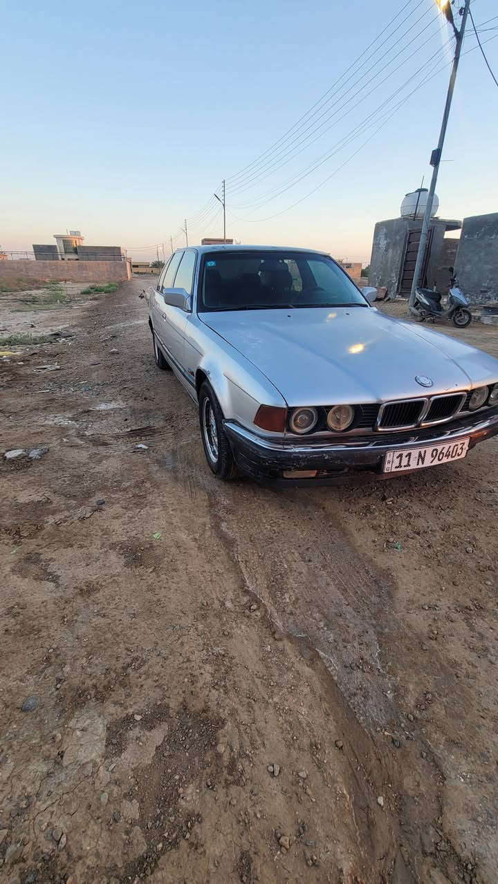 السلام عليكم BMW 730i v8اصل السياره كير ومكينه خير من الله اي محافظه اريدهه اشغل وروح تبريد ثلج قطعتين لايتات زنون عالي ناصي فيول بم جديد اصلي بلكات بوش ألماني اصلي وأتر بم اصلي انكليزي جديد السياره بلاديه شلع قلع اي جطل مابيهه كهربائياتهه كلهه شغاله كشنات كهرباء فتحه سقف شغاله داخل جلد بس يرادلهه دوشمه صدر خلفي جديد دبلات كلهن جدد  والصدر الأمامي 70%السياره وين مايعجبك شغل  واطلع بيهه نواقص بسيطه الي يريد يشتري اشرحهن اله والسياره بيهه ضربه بل جاملغ الخلفي جهه السياق معدلينهه بس مامصبوغه زين والصبغ مالتهه70%لان السياره بلاديه مامصبوغه
السلام عليكم BMW 730i v8اصل السياره كير ومكينه خير من الله اي محافظه اريدهه اشغل وروح تبريد ثلج قطعتين لايتات زنون عالي ناصي فيول بم جديد اصلي بلكات بوش ألماني اصلي وأتر بم اصلي انكليزي جديد السياره بلاديه شلع قلع اي جطل مابيهه كهربائياتهه كلهه شغاله كشنات كهرباء فتحه سقف شغاله داخل جلد بس يرادلهه دوشمه صدر خلفي جديد دبلات كلهن جدد  والصدر الأمامي 70%السياره وين مايعجبك شغل  واطلع بيهه نواقص بسيطه الي يريد يشتري اشرحهن اله والسياره بيهه ضربه بل جاملغ الخلفي جهه السياق معدلينهه بس مامصبوغه زين والصبغ مالتهه70%لان السياره بلاديه مامصبوغه 
سعر السيارة 47$وبيهه مجال للشراي العنوان بغداد 
***********
