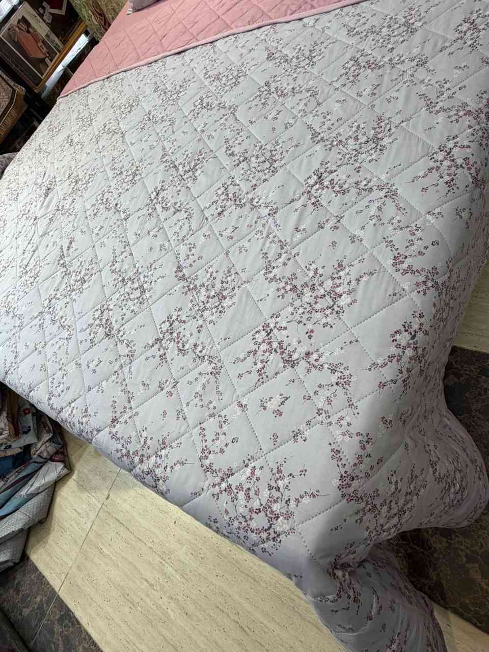 جمالها مُحال, وحُسنها خيال..

برونقها تحدثت الأجيال, عن روعةٍ فاقت ما قيل 

بالأمثال..

جديد مفروشات ام عبدالله❤️
غطوه ملحف🔥 نفرين قماش قطني بارد وجهين مشجر وساده مع شرشف لاستيك و 2 وجوه مخاد👑
السعر (18)الف✅
الغطوه 240*220
شرشف لاستيك 180*200+25 ارتفاع 
وجوه مخاد 50*75 عدد 2
متوفر توصيل بغداد 5 🚕🚕

للحجز والاستفسار مراسلة الصفحه


**إذا كنت صاحب هذا الإعلان وتريد حذفه لأي سبب، رجاءا أرسل رسالة إلى الدعم الفني**