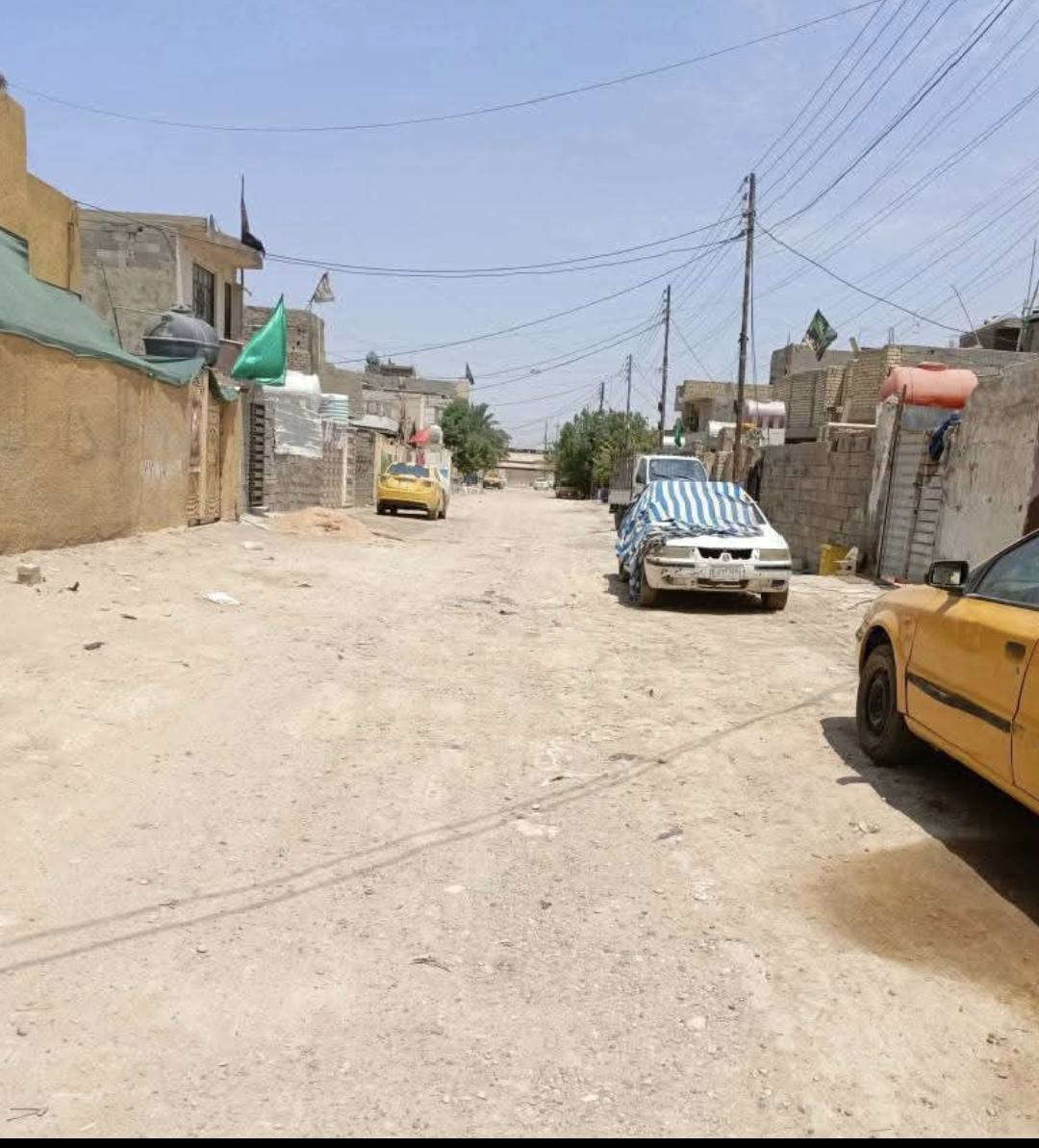 دار للبيع 100مربعة طابقين حي البتول الزراعي قرب ملعب ابو احمد للاستفسار ***********
