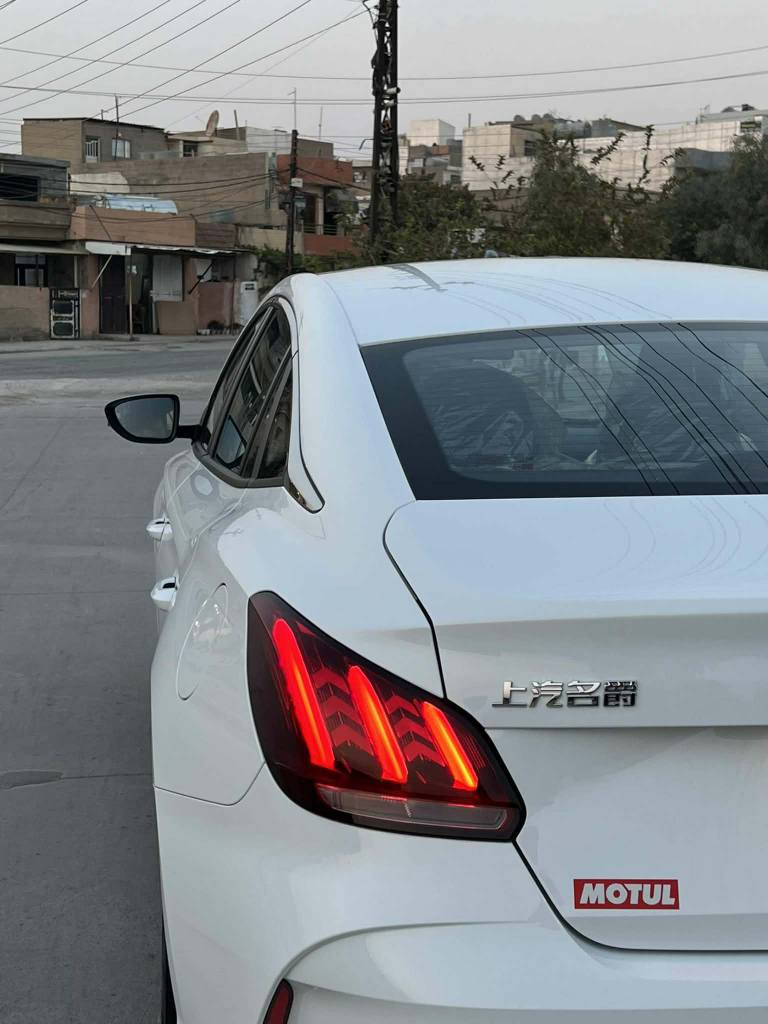 ئمجی گێڕ عاۆی 2025 بۆیاخ تەنک 8000 ڕۆشتووە. کوشن و گاعیو ناو سنوق تێگیراوە .. ڕەقەم پانە  بەناوی خۆمەوەیە  هی دەسی مەعرەز نیە ... 103 گەڵاو معامەلەیە کەم. بی شوخت بێ بۆیاخ ... ویلی 2026 
ڕۆنی تازە گۆراوە. ....*********** السليمانية, العراق
