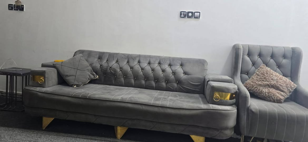 سلام عليكم تخمين للبيع نضيفات رقمي***********
