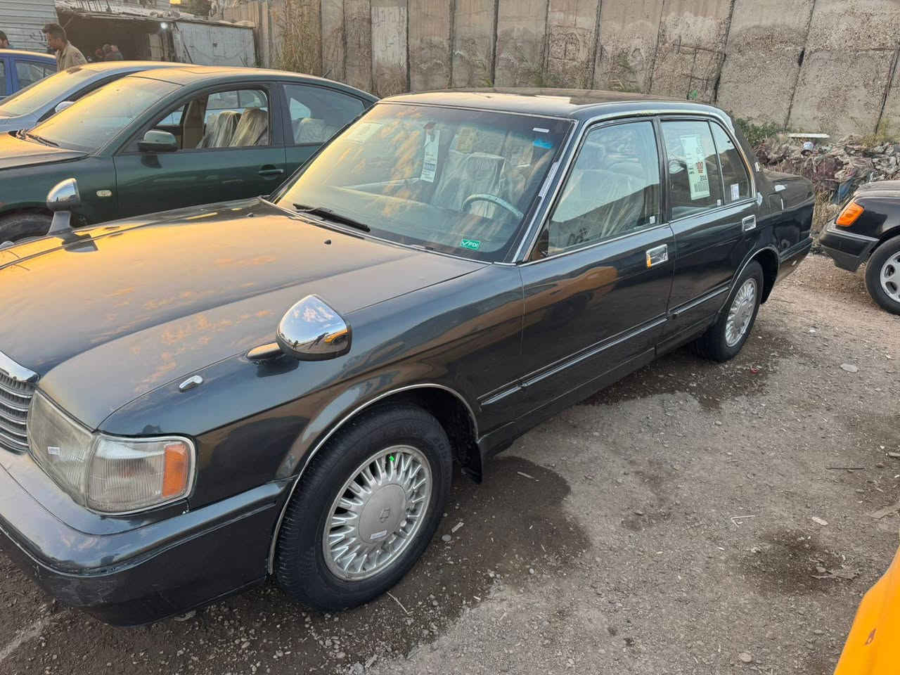 السلام عليكم ارنب طويل موديل 93 رقم بغداد انكليزي مكينه وكير فيفيتي حداديه اكسن خير من الله كهربائيات كلها شغاله تبريد ثلج دواخل كارتون تخم تاير باتري كارتون مكفوله كص ونقل وعيب شرعي  مصبوغه عام السعر 65 وبيها مجال مكانها كوت 
***********
