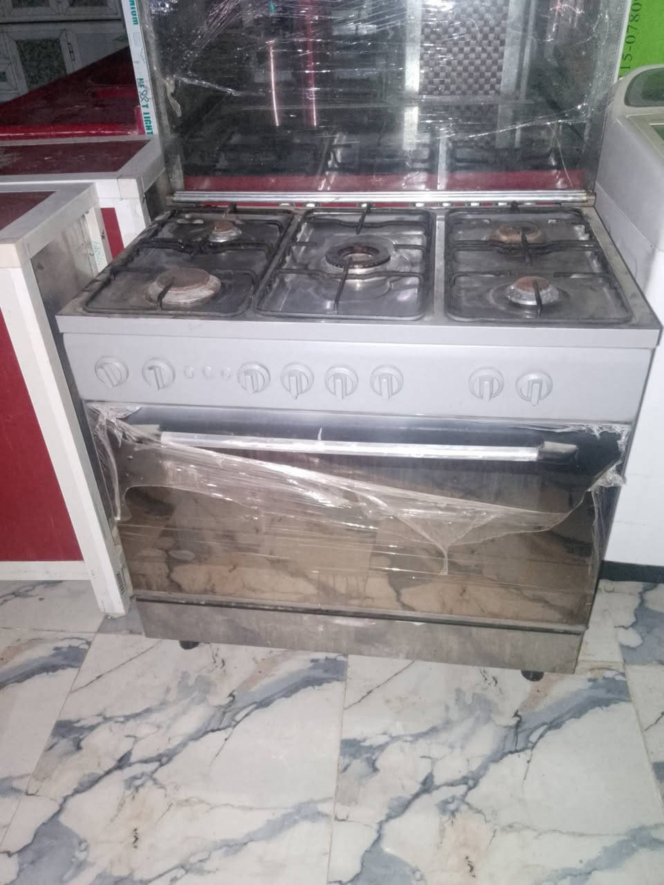 غراض منزليه للبيع العنوان دور نواب الضباط مقابيل السياسين للاستفسار اتصل على الرقم  ‏‏‪***********‬‏
